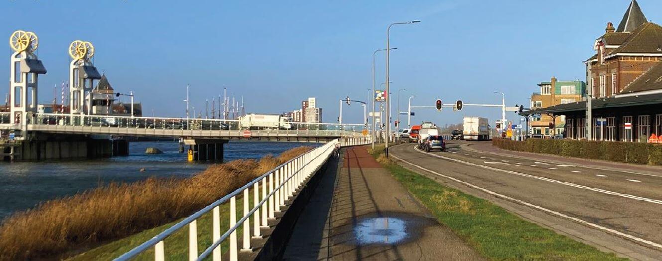 Stadsbrug en omgeving station Kampen